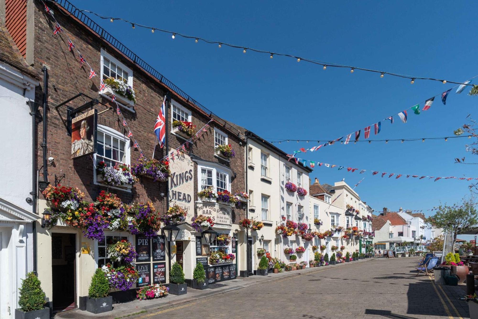 Bed and Breakfast The Kings Head Deal Exteriér fotografie